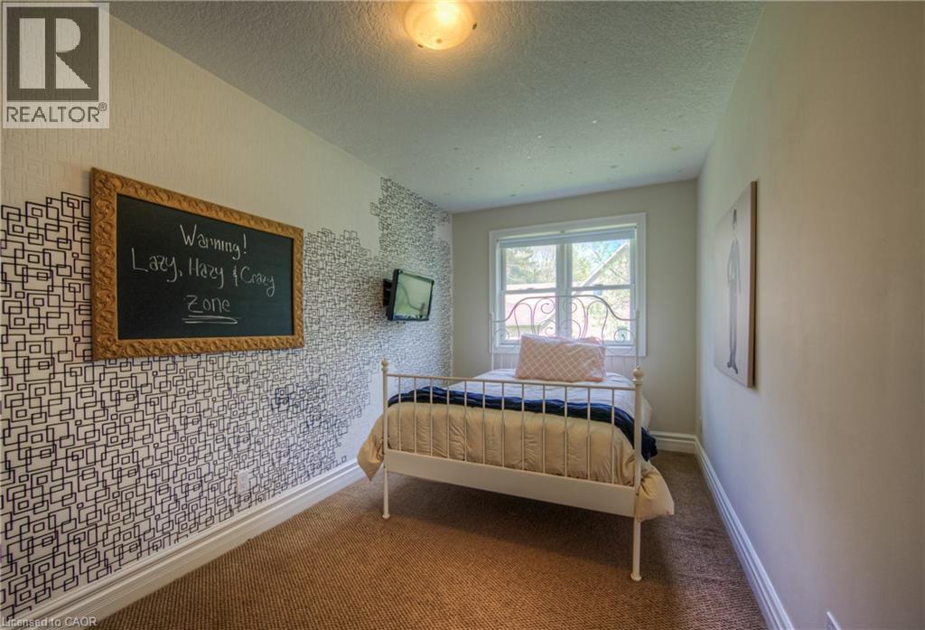 145 RIVERBANK Drive thumbnail 30