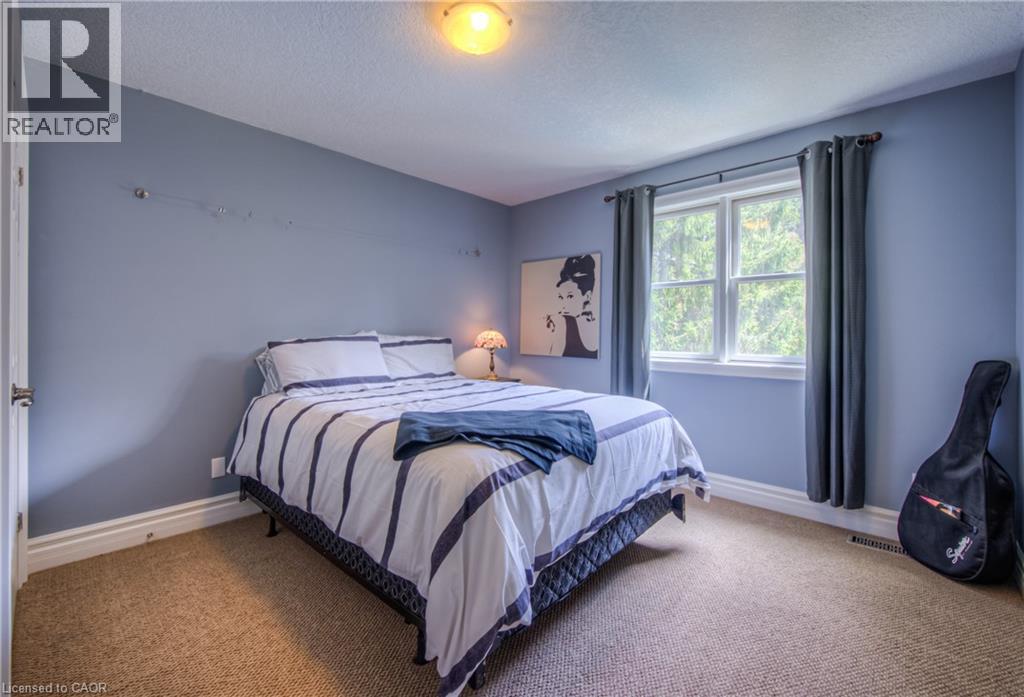 145 RIVERBANK Drive thumbnail 31