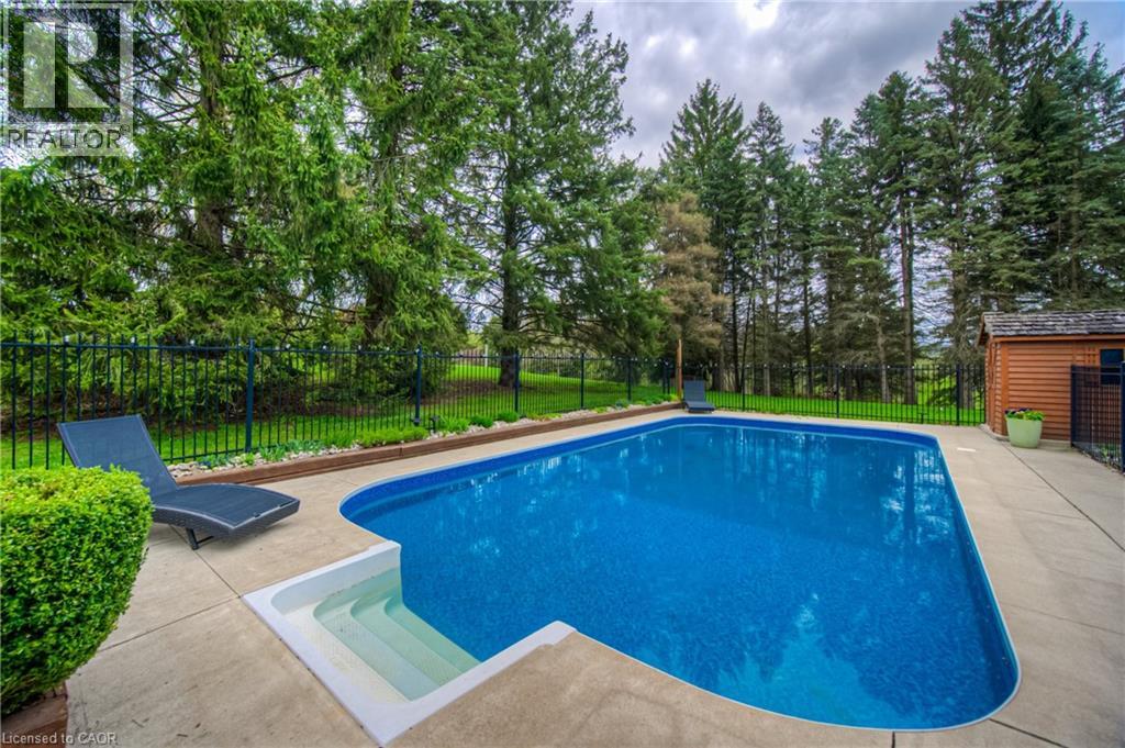 145 RIVERBANK Drive thumbnail 33