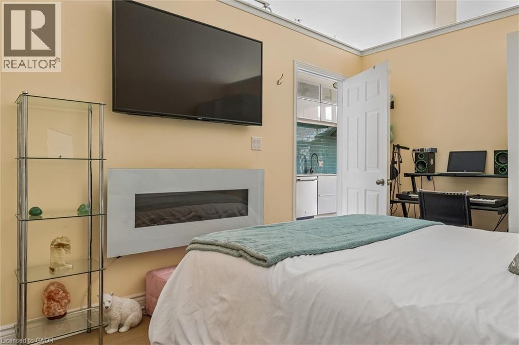 276 W KING Street W Unit# 213 thumbnail 30