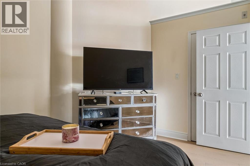 276 W KING Street W Unit# 213 thumbnail 34
