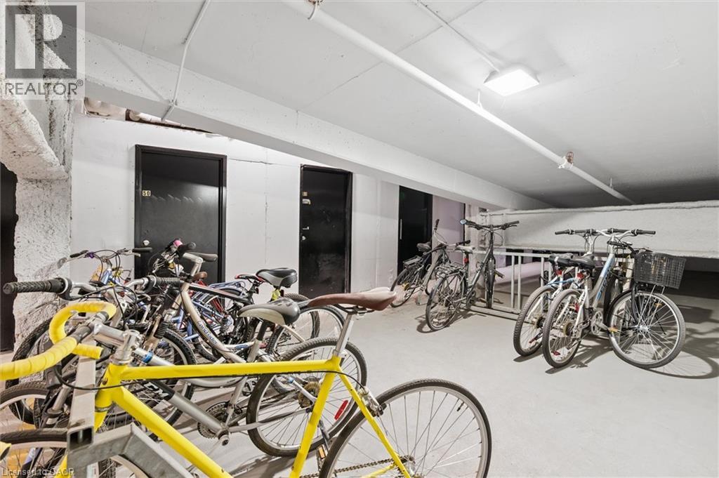 276 W KING Street W Unit# 213 thumbnail 40