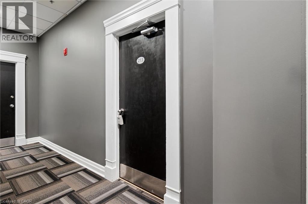 276 W KING Street W Unit# 213 thumbnail 7