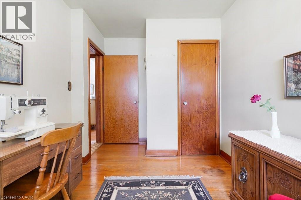 171 CLARK Avenue thumbnail 22