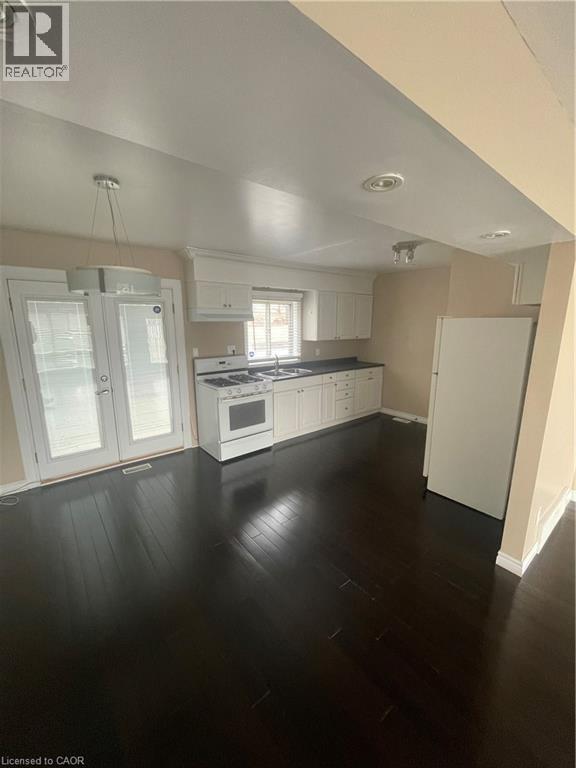 124 AVALON Place thumbnail 5