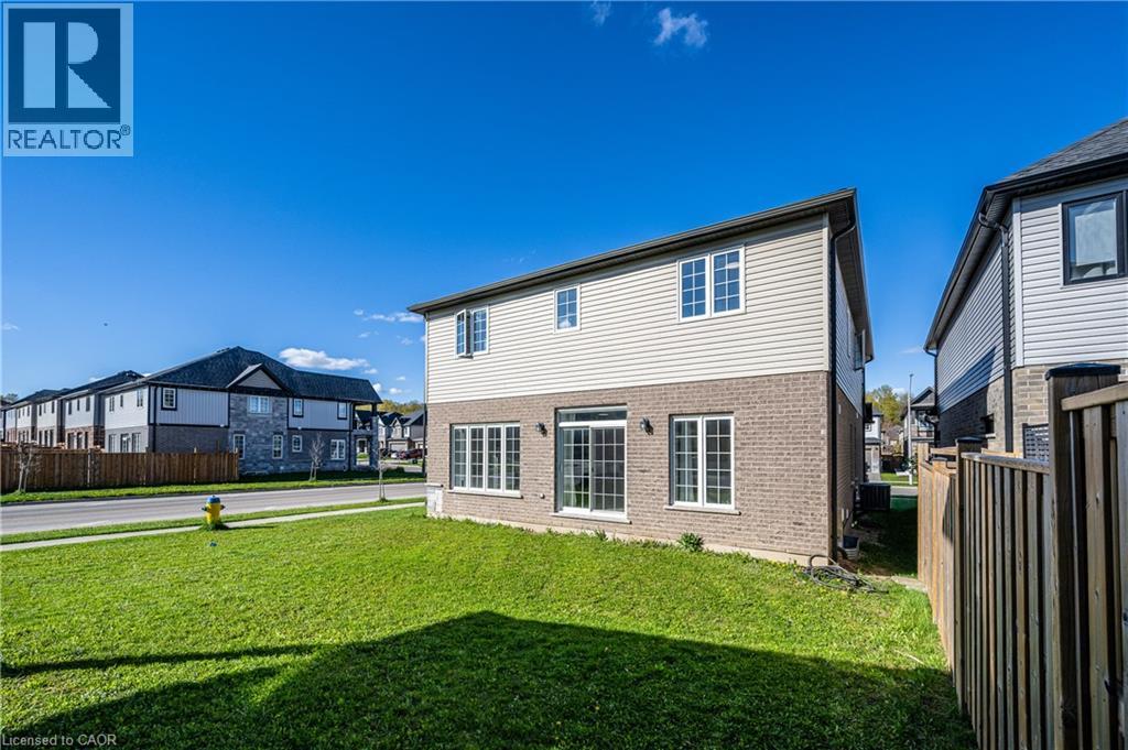 745 WOOD LILY Street thumbnail 38
