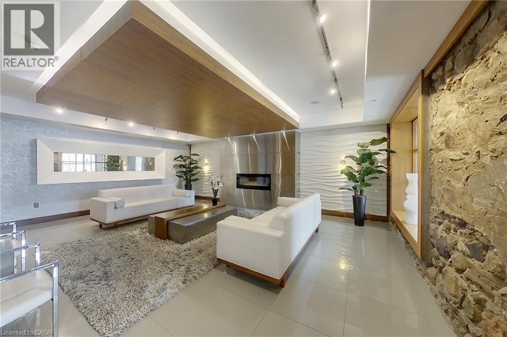 112 BENTON Street Unit# 324 thumbnail 4
