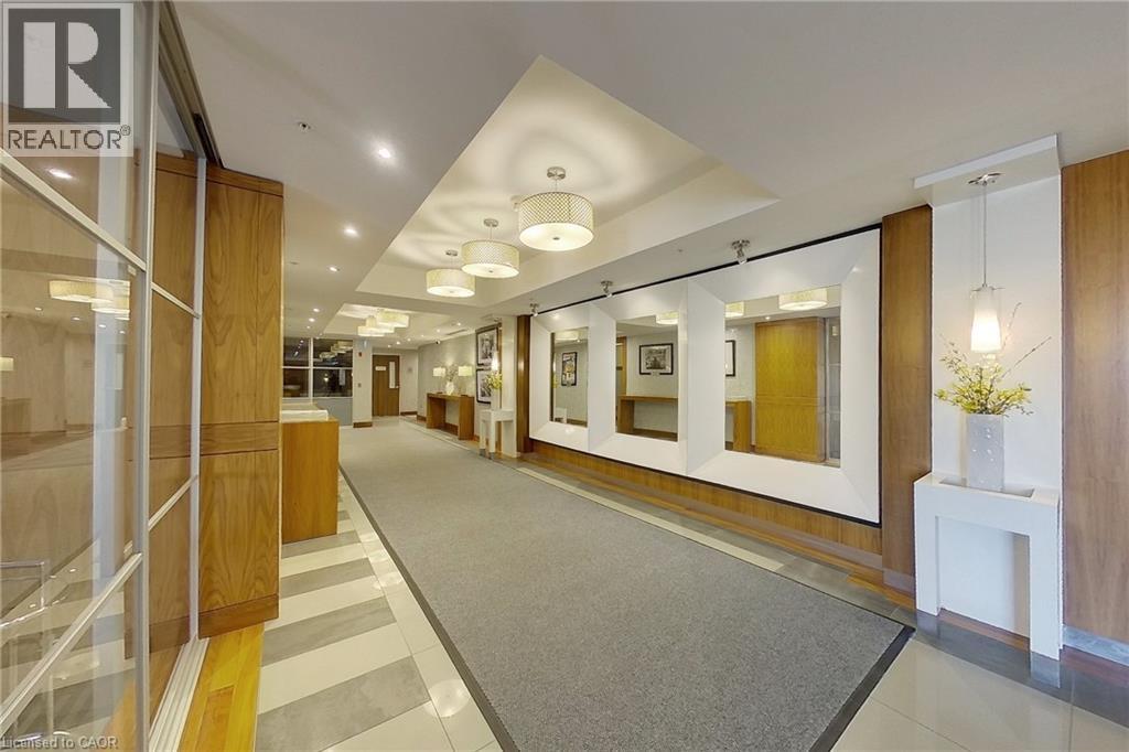 112 BENTON Street Unit# 324 thumbnail 5