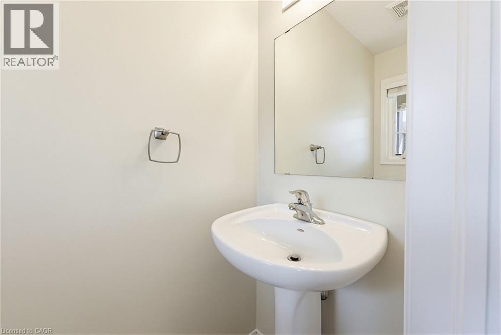 506 BEAUMONT Crescent thumbnail 10