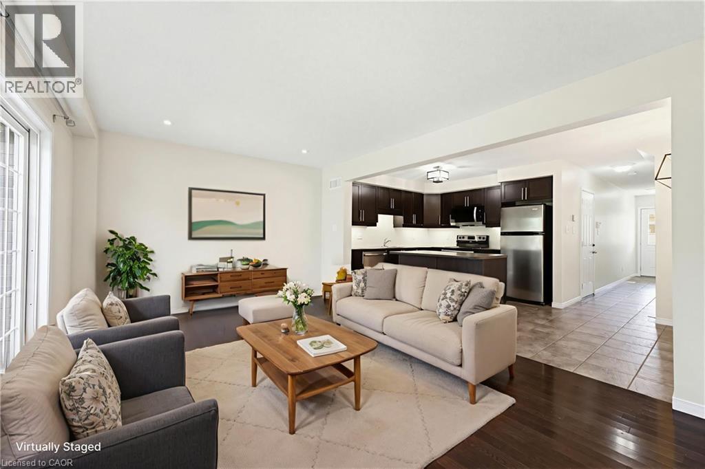 506 BEAUMONT Crescent thumbnail 4