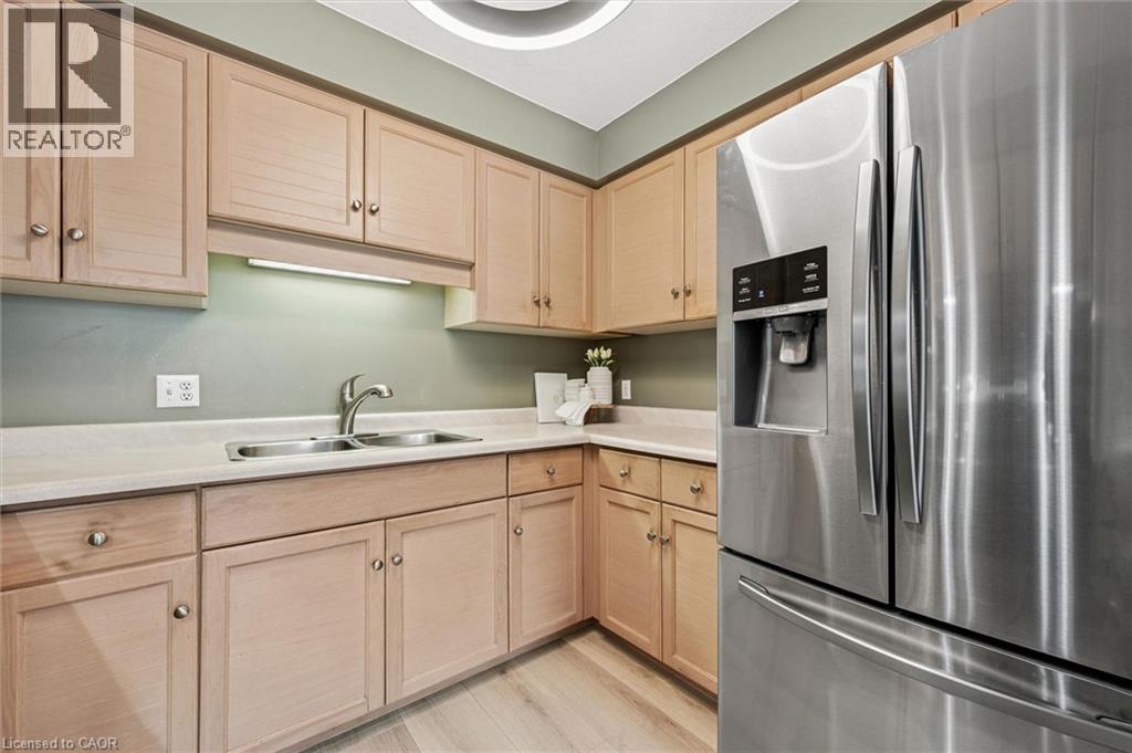 33 KINGFISHER Drive thumbnail 7