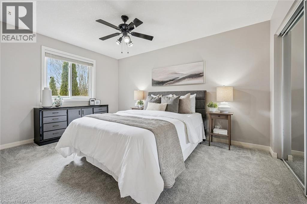 33 KINGFISHER Drive thumbnail 9