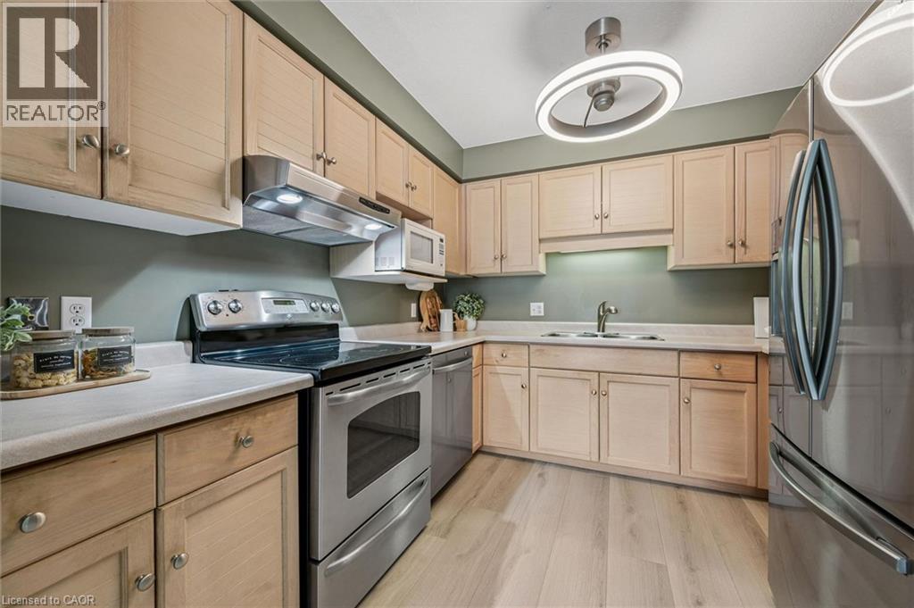 33 KINGFISHER Drive thumbnail 6