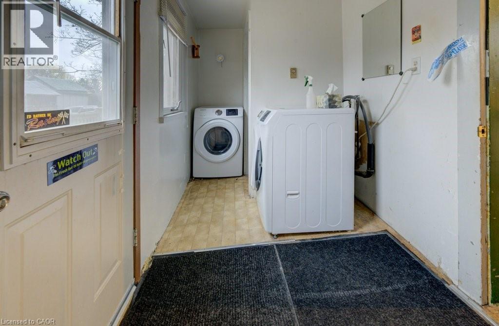 99 WOOLWICH Street S thumbnail 18