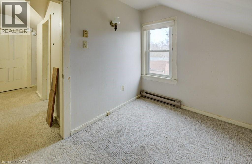 99 WOOLWICH Street S thumbnail 21