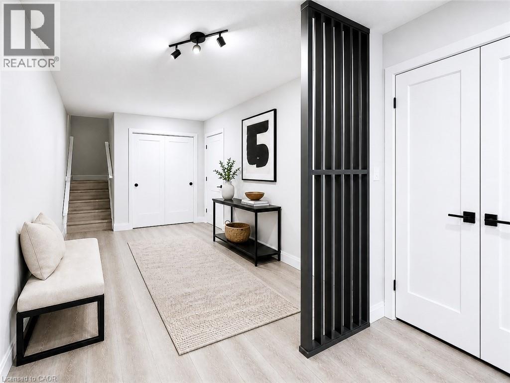 143 ELGIN Street N Unit# 90 thumbnail 2