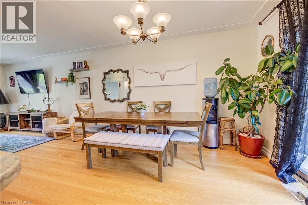 209 WILLOWDALE Avenue thumbnail 11