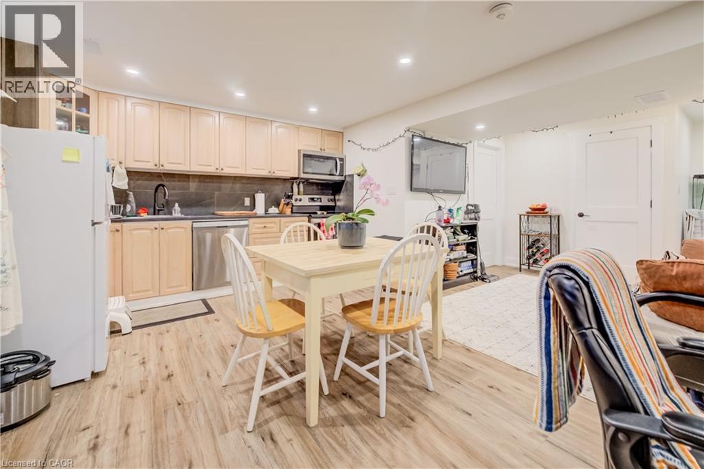 209 WILLOWDALE Avenue thumbnail 26