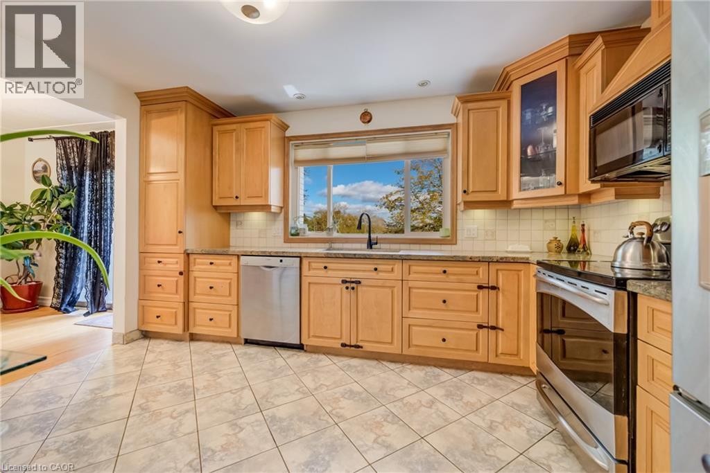 209 WILLOWDALE Avenue thumbnail 10