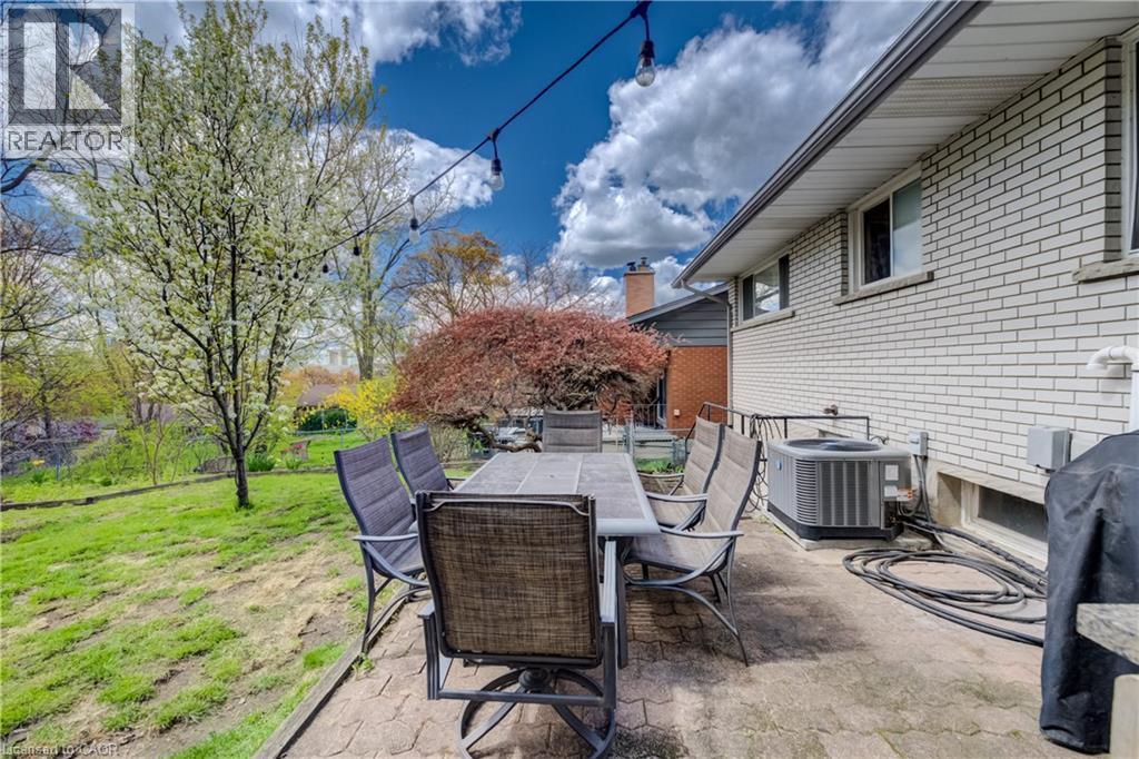 209 WILLOWDALE Avenue thumbnail 32
