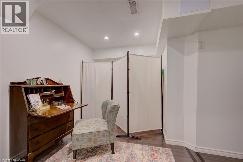 626 SETTLERSFIELD Court Unit# B thumbnail 36