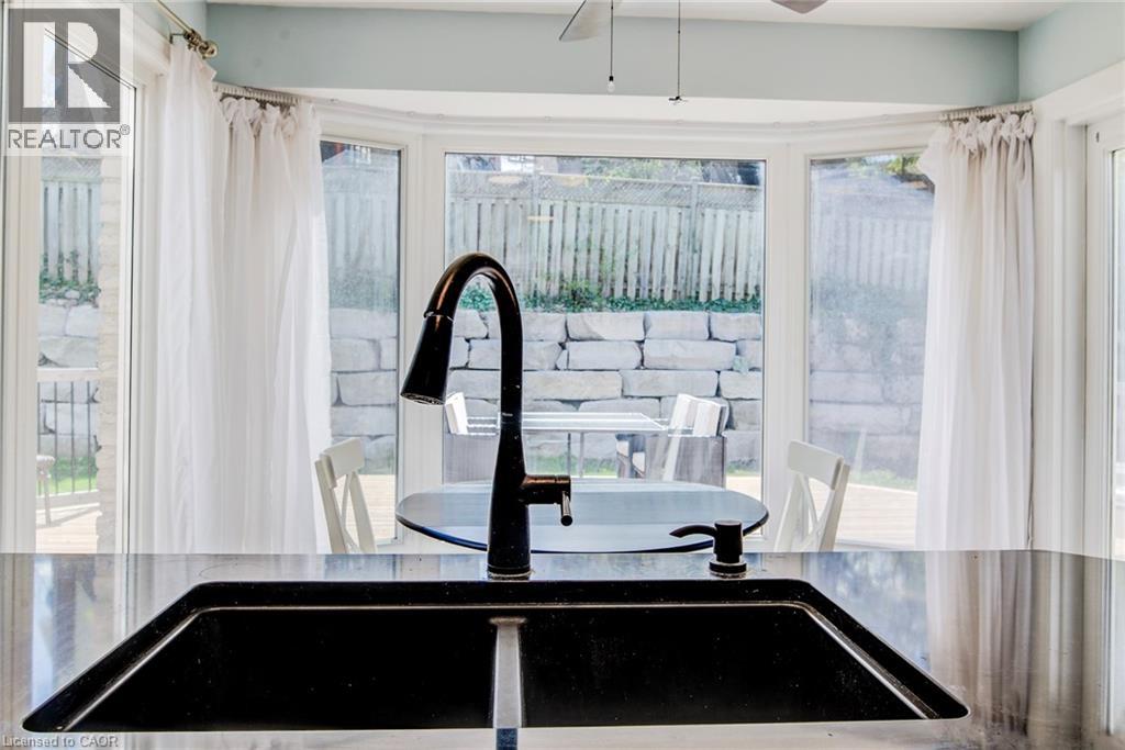 13 GATEVIEW Drive thumbnail 11