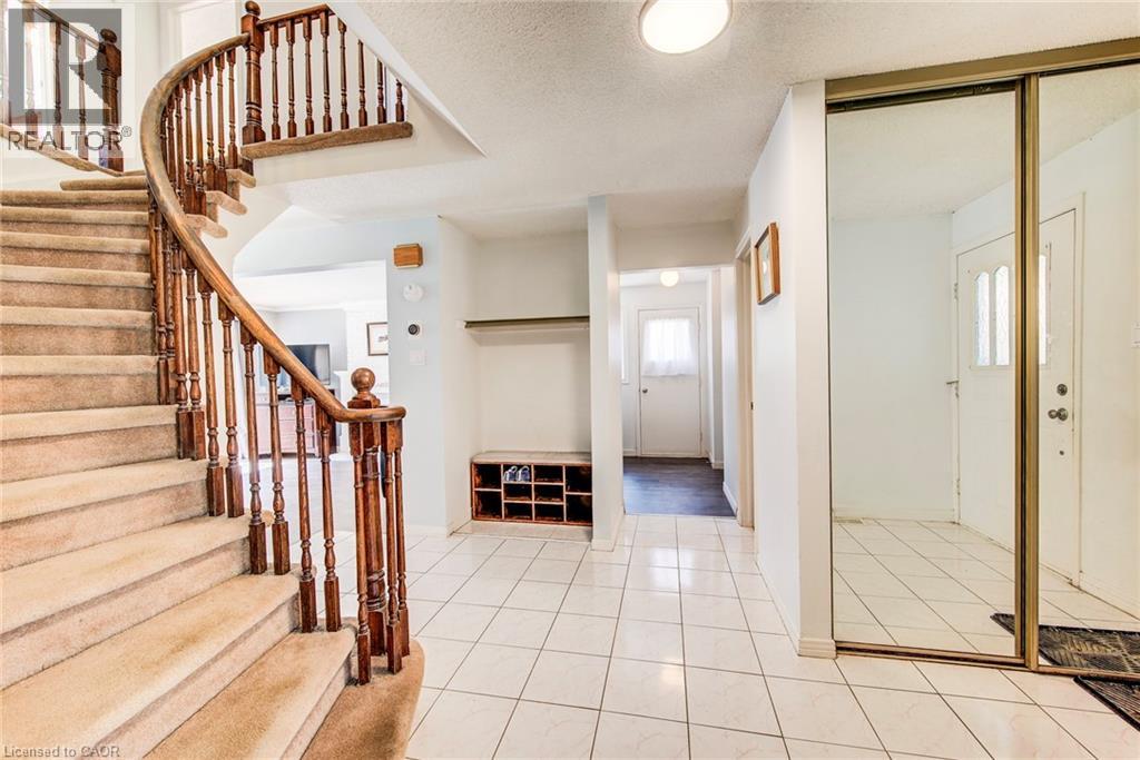 13 GATEVIEW Drive thumbnail 5