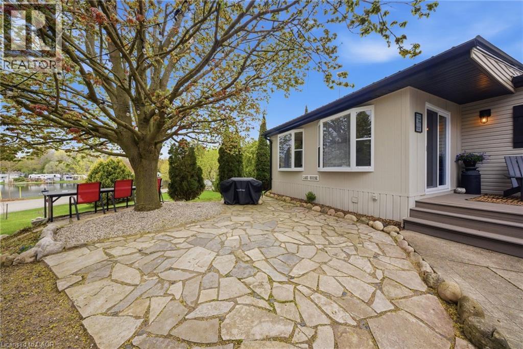 230 MOUNTAIN ASH Road thumbnail 32