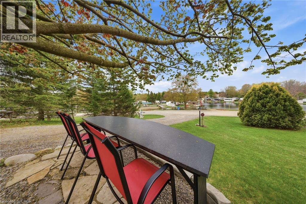 230 MOUNTAIN ASH Road thumbnail 33