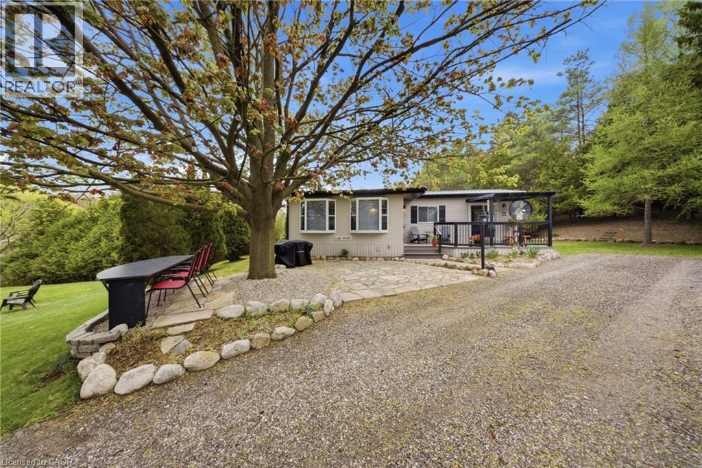 230 MOUNTAIN ASH Road thumbnail 5