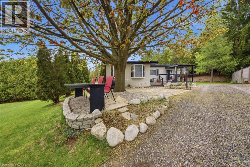 230 MOUNTAIN ASH Road thumbnail 9