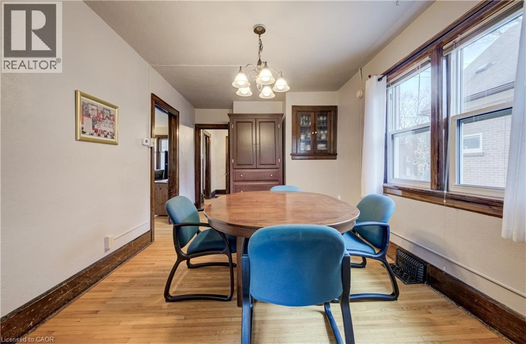 94 STIRLING Avenue N thumbnail 9