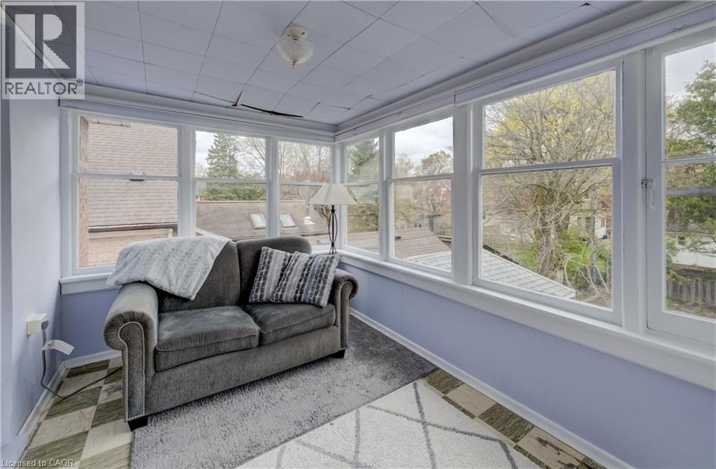 94 STIRLING Avenue N thumbnail 22