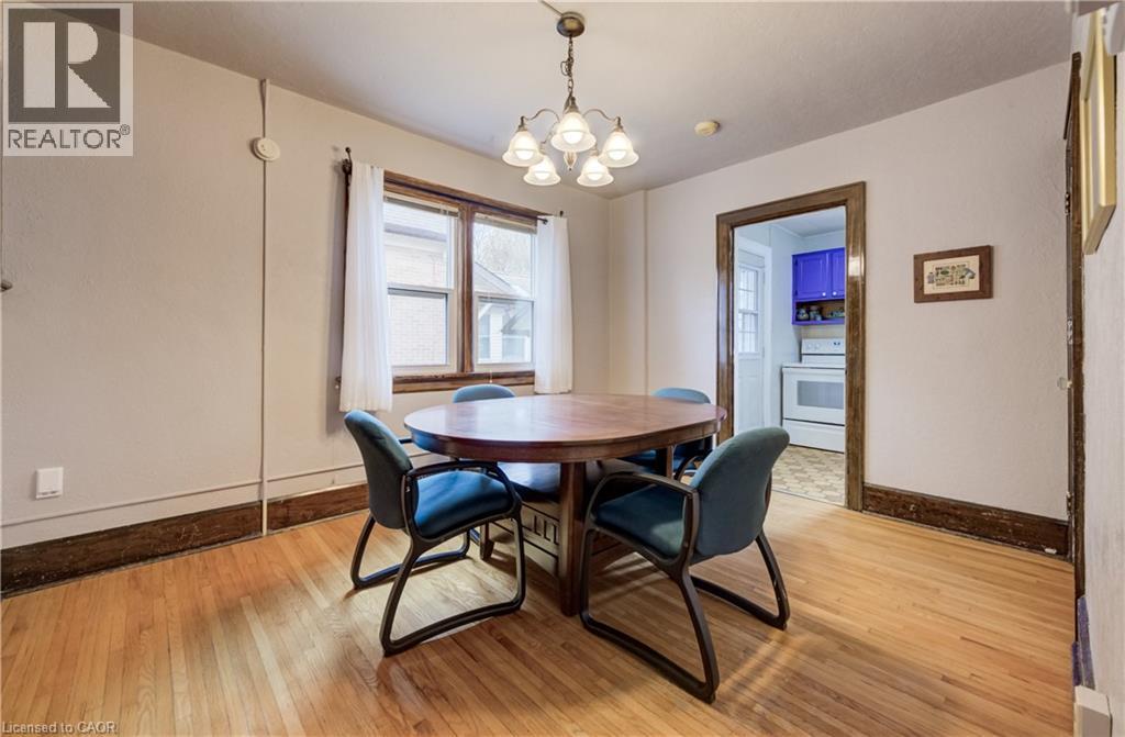94 STIRLING Avenue N thumbnail 8