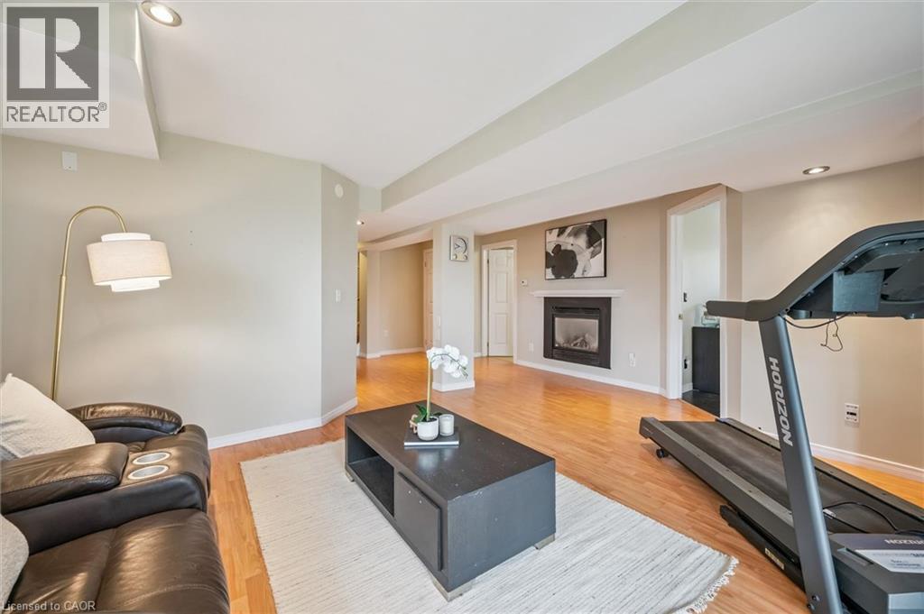96 HAY Crescent thumbnail 25