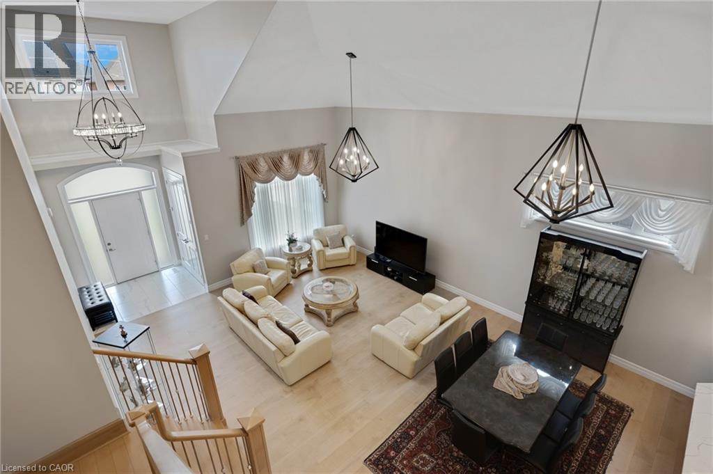 305 BLAIR CREEK Drive thumbnail 28