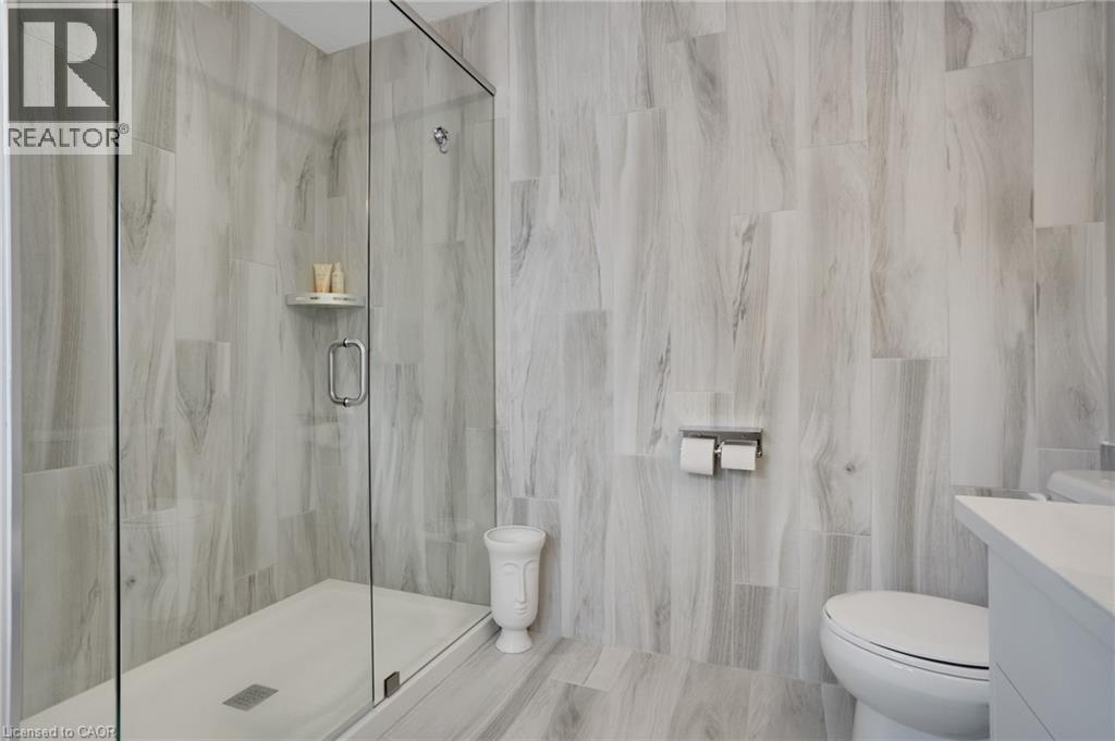 305 BLAIR CREEK Drive thumbnail 35