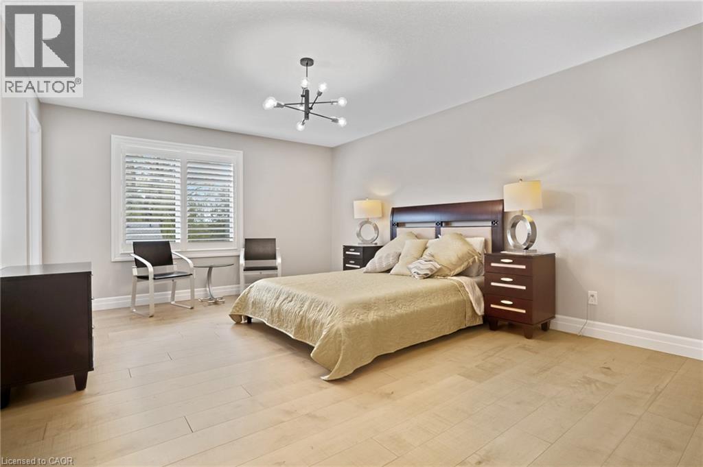 305 BLAIR CREEK Drive thumbnail 32
