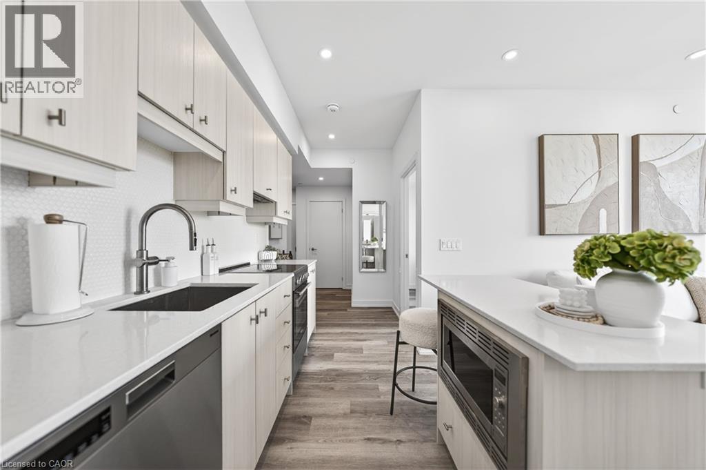15 WELLINGTON Street S Unit# 2402 thumbnail 14