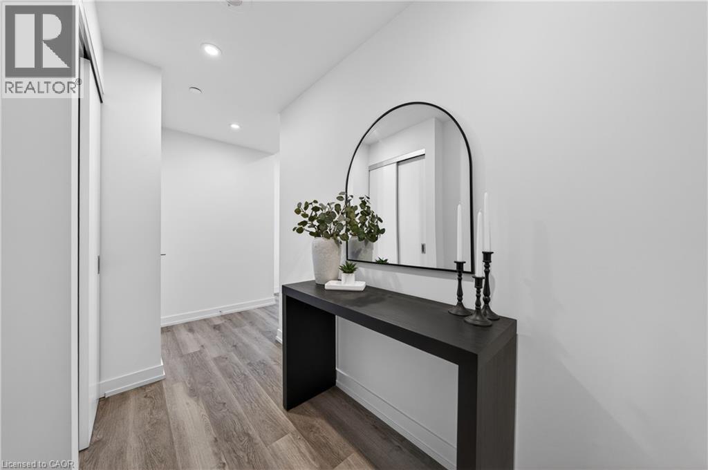 15 WELLINGTON Street S Unit# 2402 thumbnail 5