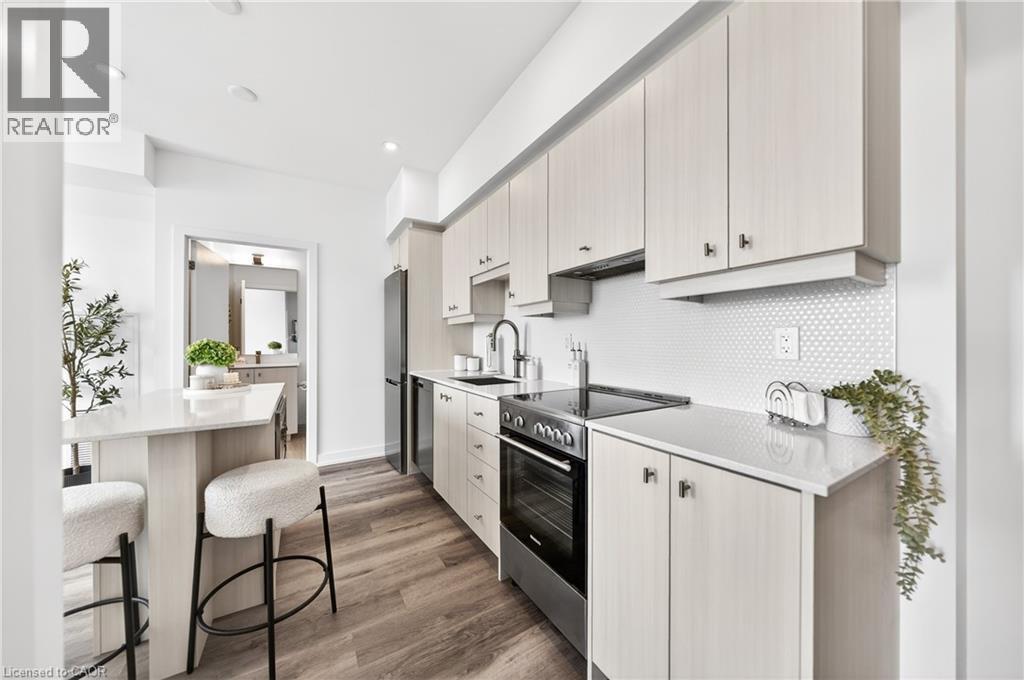15 WELLINGTON Street S Unit# 2402 thumbnail 7