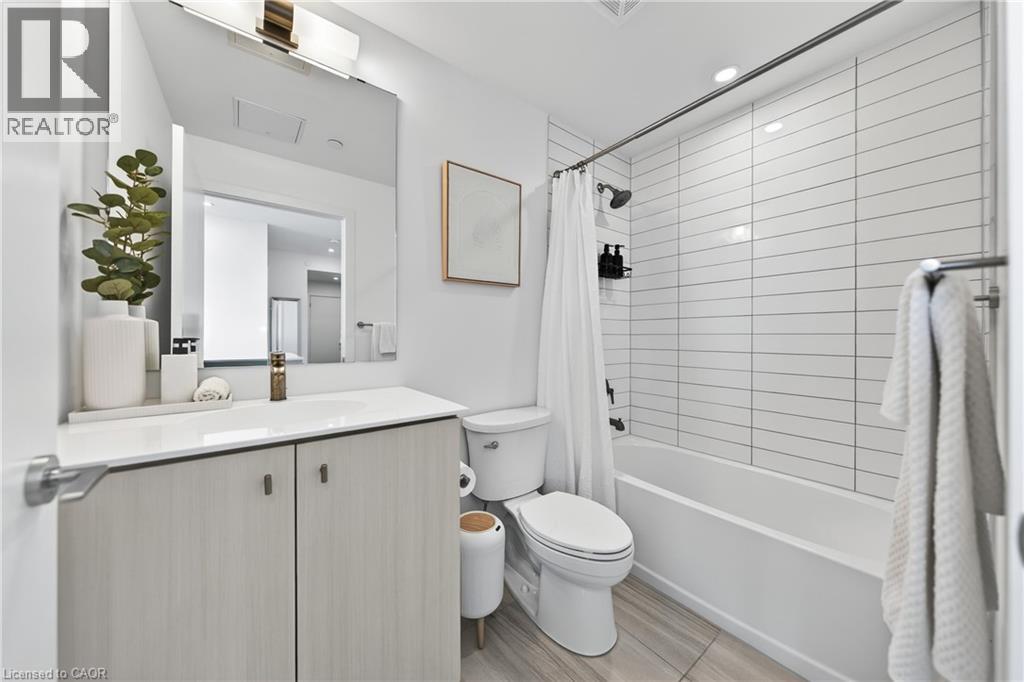 15 WELLINGTON Street S Unit# 2402 thumbnail 28