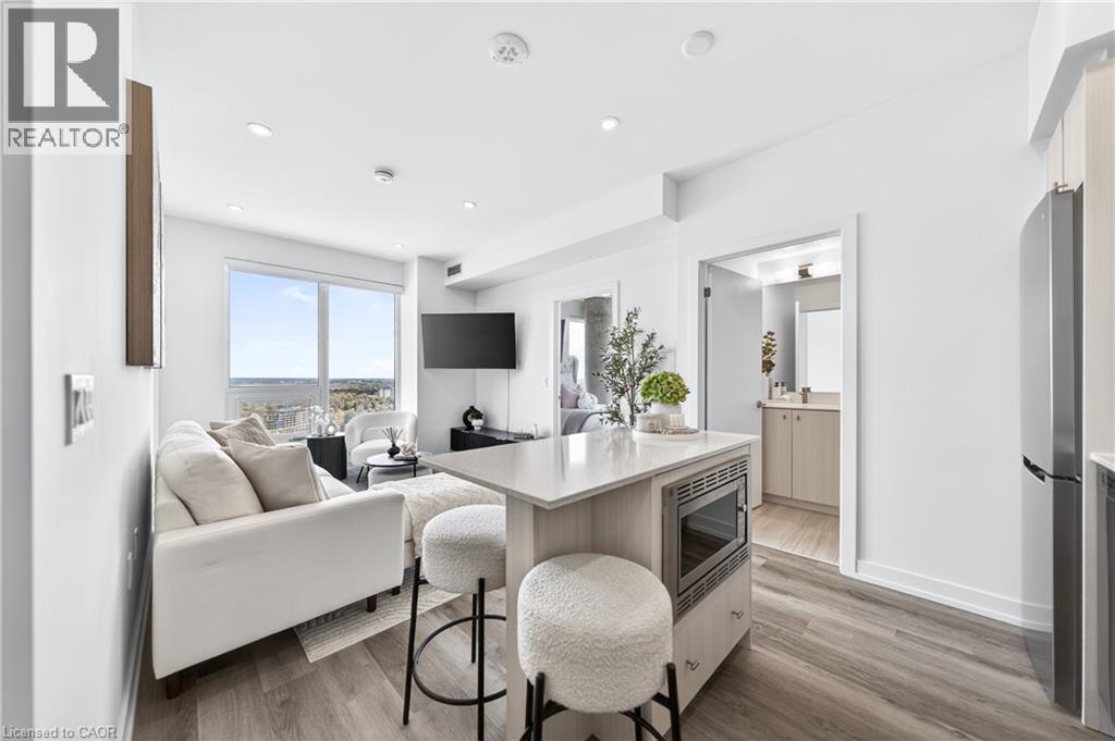15 WELLINGTON Street S Unit# 2402 thumbnail 9