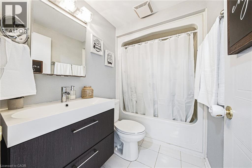 15 LARDNER Street thumbnail 20