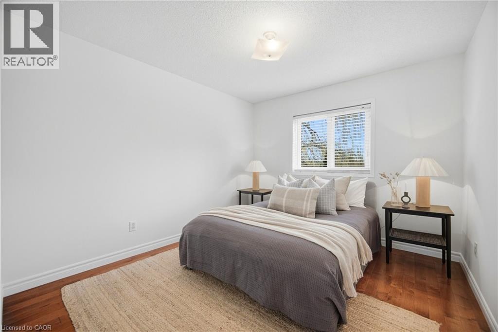 232 AUBURN Drive thumbnail 32
