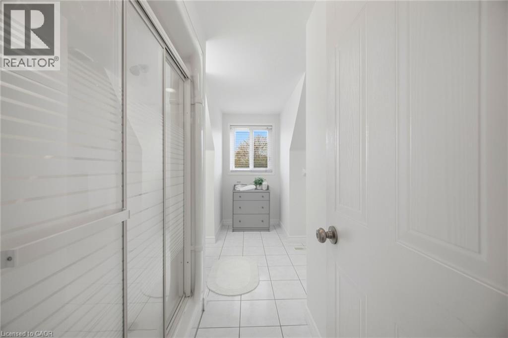 232 AUBURN Drive thumbnail 34