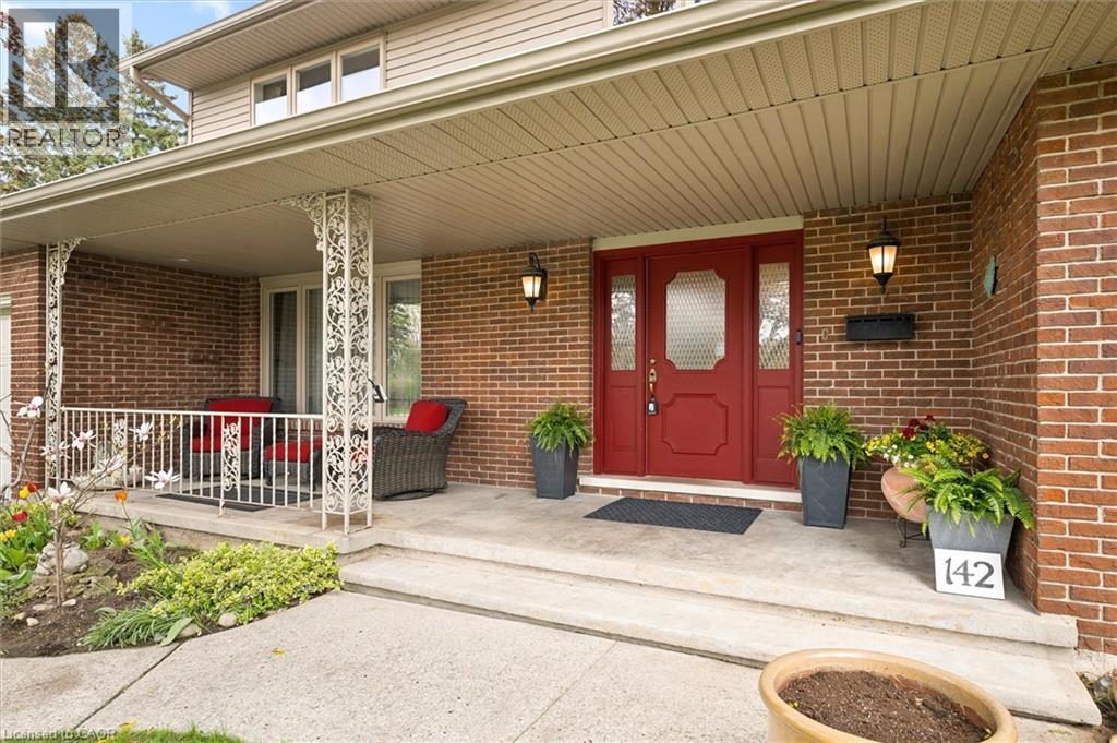 142 CARSON Drive thumbnail 4