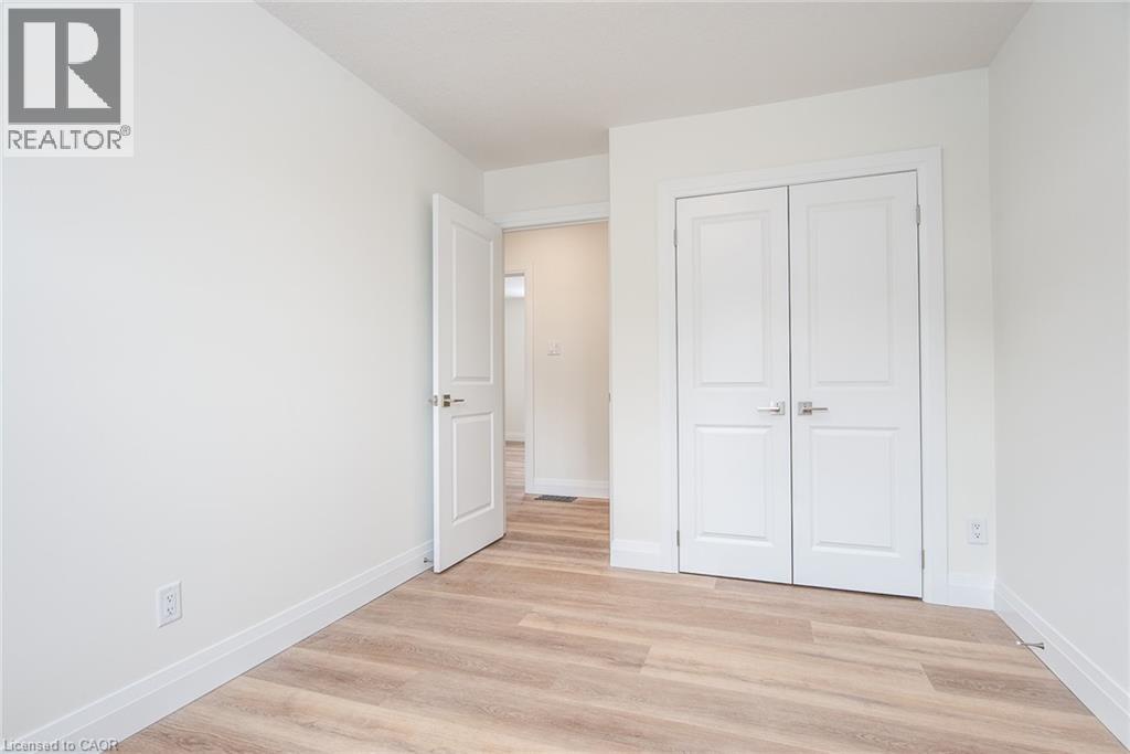 27 QUEENSTON Drive thumbnail 23