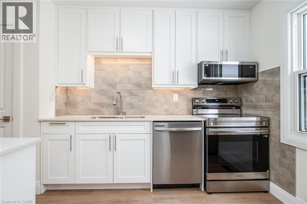 27 QUEENSTON Drive thumbnail 9