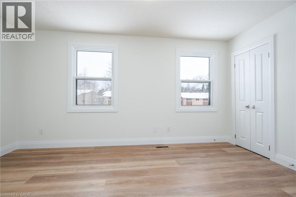 27 QUEENSTON Drive thumbnail 18